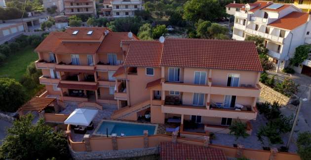 Apartments Del Mar / Apartment A2 - Island of Rab