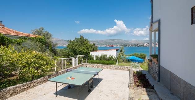Beachfront Apartments / Appartamento B - Okrug Gornji