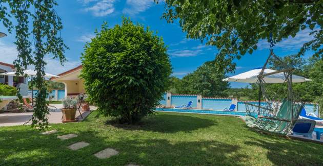 Apartment mit Poolblick in Villa Anita