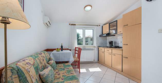 Apartment mit Poolblick in Villa Anita
