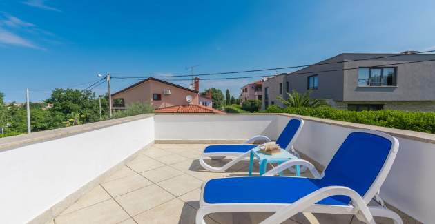 Apartment mit Poolblick in Villa Anita