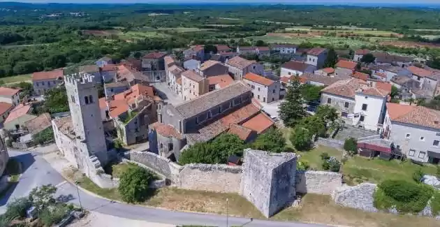 Casa Vacanze Kosuta con Piscina