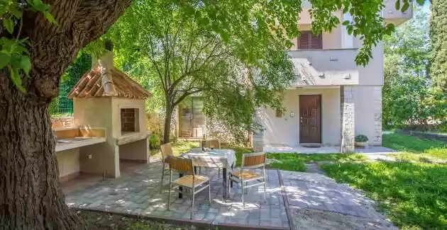Casa rustica Desy in Tar