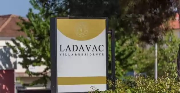 Villa Ladavac / Superior double room with balcony S4