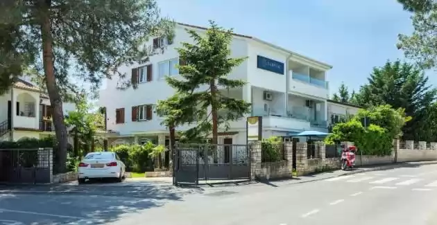 Villa Ladavac / Superior Doppelzimmer mit Balkon S5