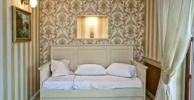 Atemberaubende Villa Carolus
