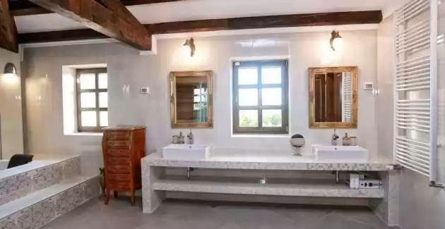 Atemberaubende Villa Carolus