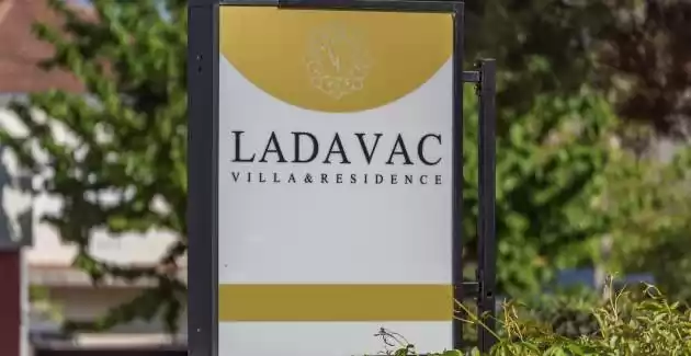 Villa Ladavac / Deluxe dvokrevetna soba S11