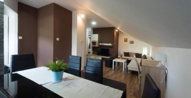 Apartman Sanja A1 s balkonom blizu Plitvica