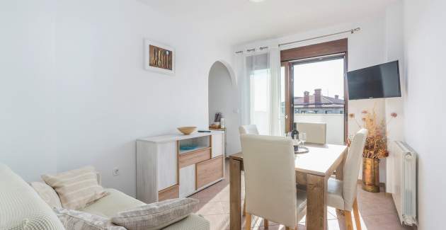 Zwei Schlafzimmer Apartment Spinotti A1 in Novigrad