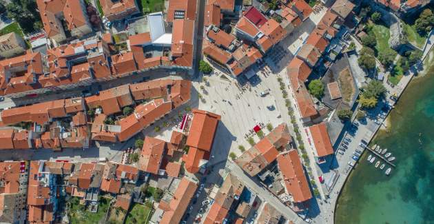 Ferienwohnung Orchis mit Balkon im Stadtzentrum