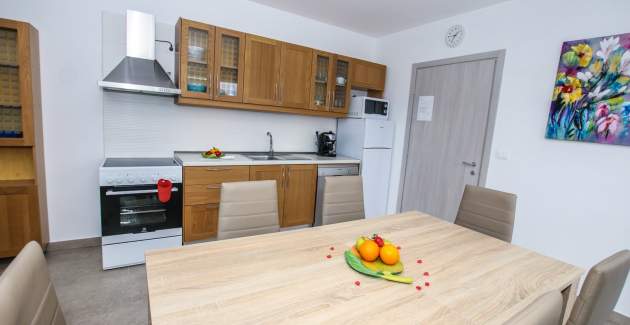 One-Bedroom Apartment Residence Elody III with Balcony and Pool