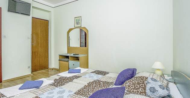 Villa Padova Triple Room S6 Rab