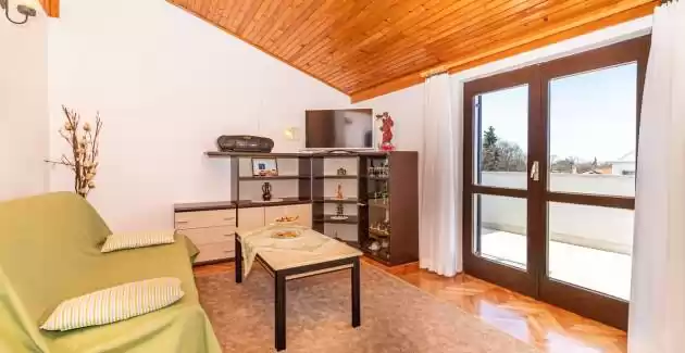 Ferienwohnung Ada auf dem Dachboden mit Meerblick - Poreč