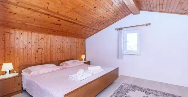 Ferienwohnung Ada auf dem Dachboden mit Meerblick - Poreč