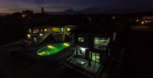Modernes Ferienwohnung Residence Elody VII mit Terrasse und Poolblick