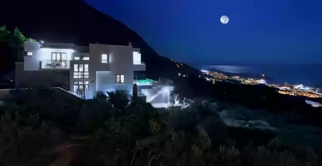 Luxury villa View with pool in Makarska