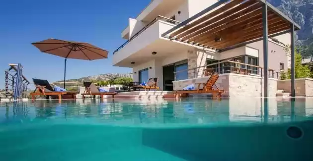 Luxury villa View with pool in Makarska
