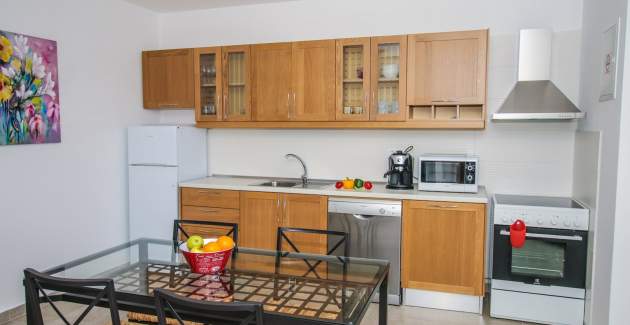 Three-Bedroom Apartment Residence Elody IX with Balcony and Pool View