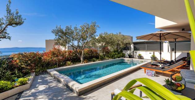 Villa di lusso Festina Lente a Makarska con piscina riscaldata