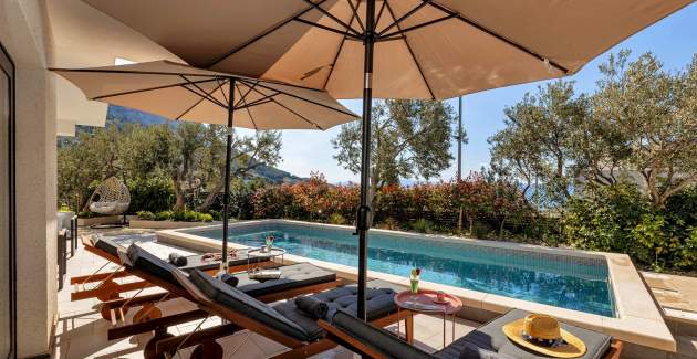Villa di lusso Festina Lente a Makarska con piscina riscaldata