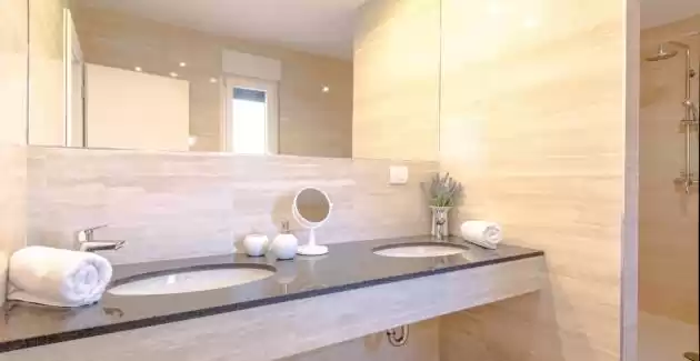Luxury villa Astraeus