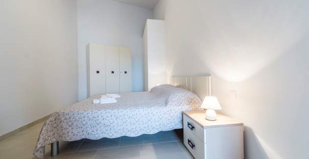 One-Bedroom Modern Apartment Noa I in Villa Valtrazza