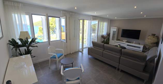 Apartment Coraline on Korcula, seafront