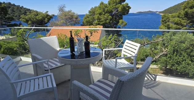 Apartment Coraline on Korcula, seafront