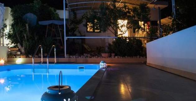 Holiday house Ana with heated pool in Makarska