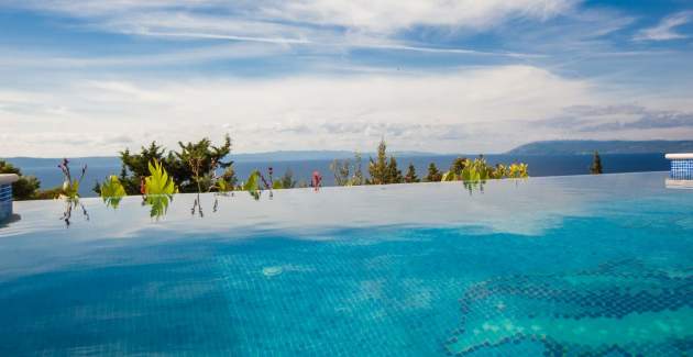Villa Marta  with private pool in Tucepi