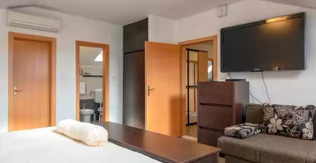 Luxury villa Fura