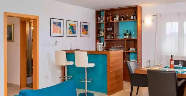 Luxury villa Fura