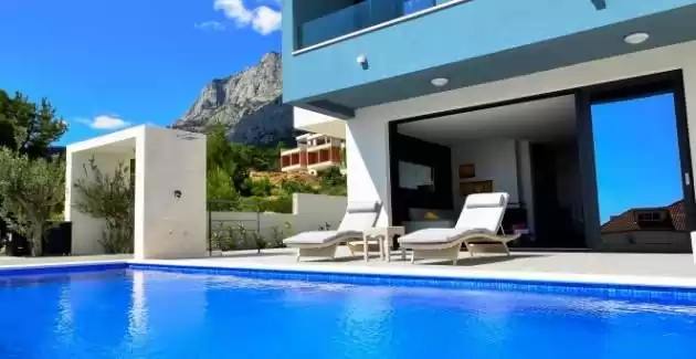 Villa Nina mit beheiztem Pool in Makarska