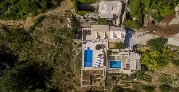 Villa Nareste with heated pool