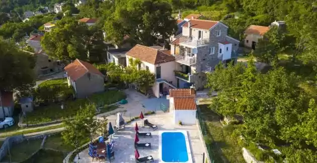 Villa Ljubini Dvori u Tučepima