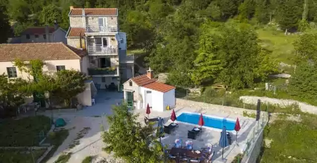 Villa Ljubini Dvori u Tučepima