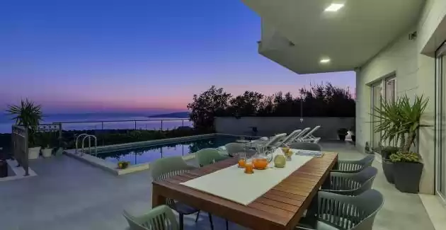  Luxury villa Mae in Makarska, basketball court