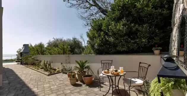  Luxury villa Mae in Makarska, basketball court