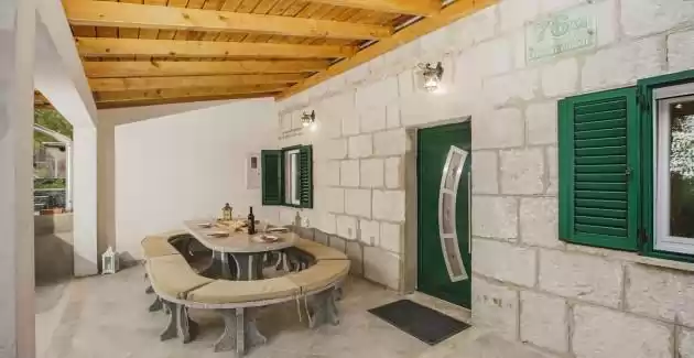 Villa Luck