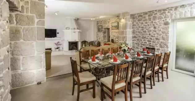 Villa Luck