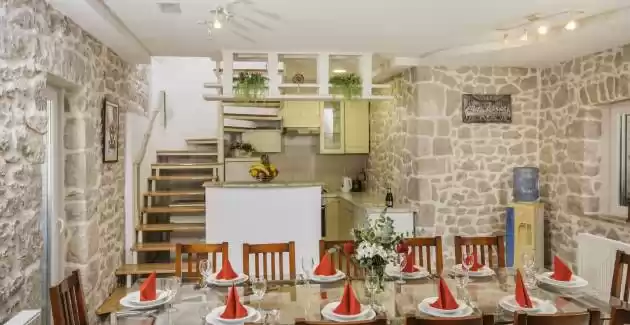 Villa Luck