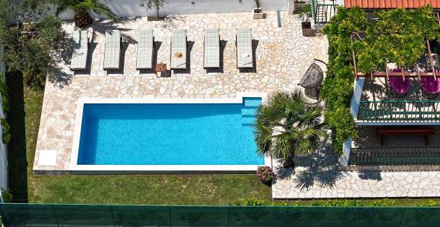 Villa Josip mit privatem Pool in Omis