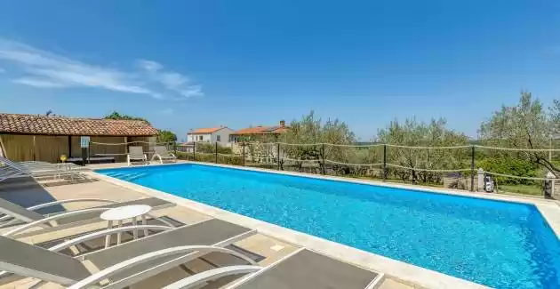 Unique Stone Villa Luna with Private Pool, Whirlpool and Fenced Garden