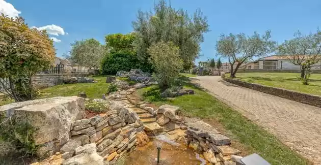 Unique Stone Villa Luna with Private Pool, Whirlpool and Fenced Garden