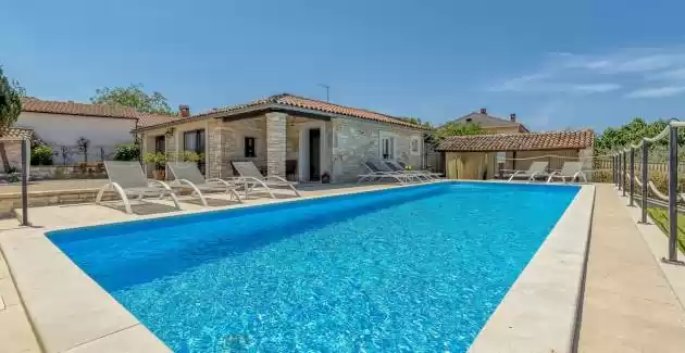 Unique Stone Villa Luna with Private Pool, Whirlpool and Fenced Garden