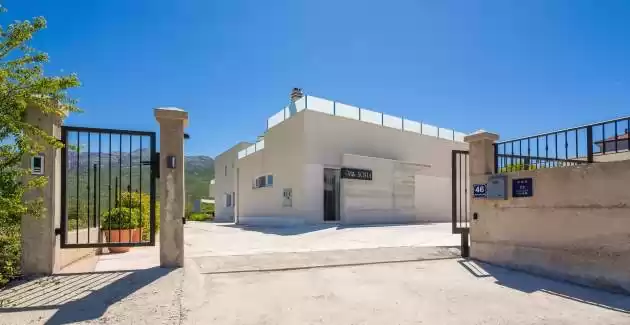 Luxury Villa Sofija near Split