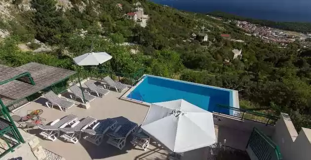 Villa Makar with private pool in Makarska