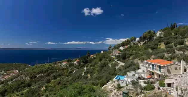 Villa Makar con piscina privata in Makarska