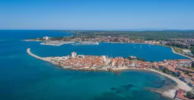 Appartamento Melarnian vicino alla spiaggia di Umago